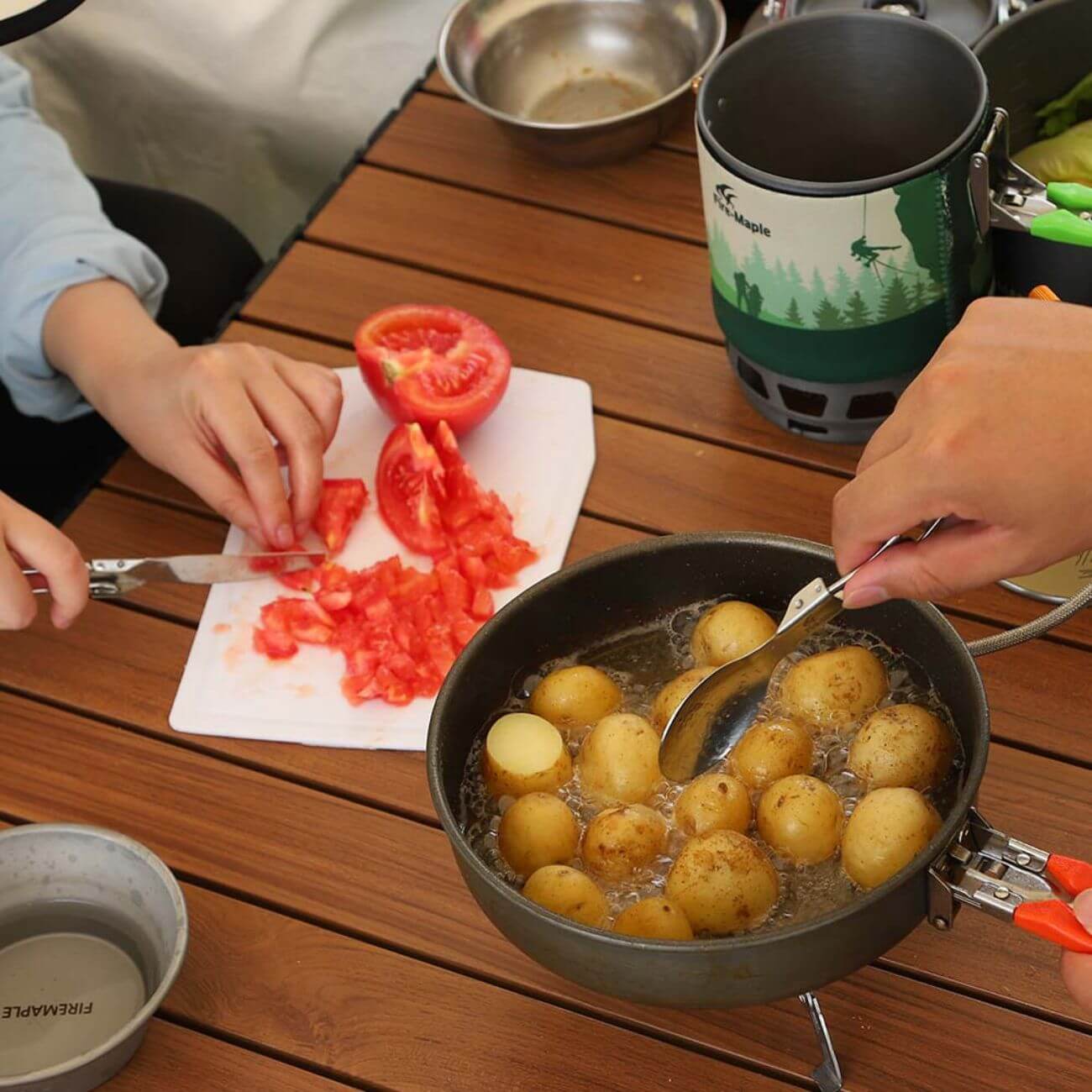 FMT-803 Stainless Steel Folding Utensil Set
