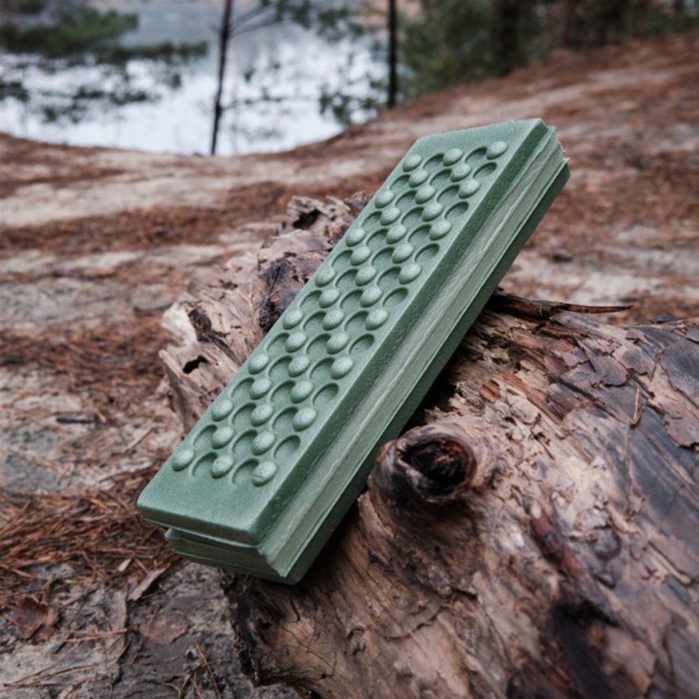 XPE corrugated floor mat