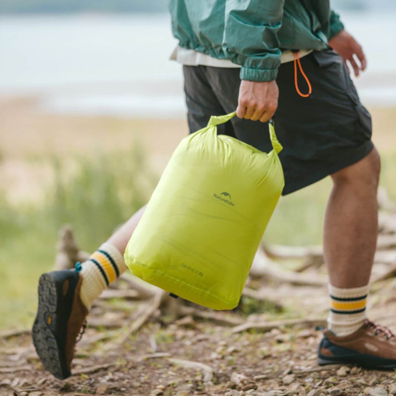 Roll-top dry bag