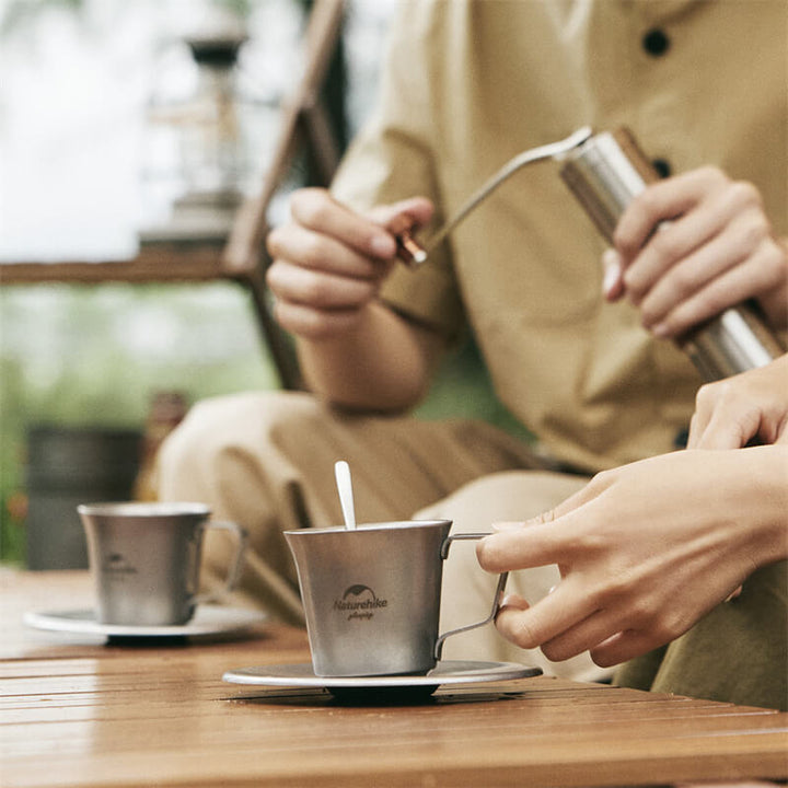 Kit Café Camping Vintage Portable | Cafetière Espresso Miniature + Tasses En Acier | Style Rétro Collectionnable - 4