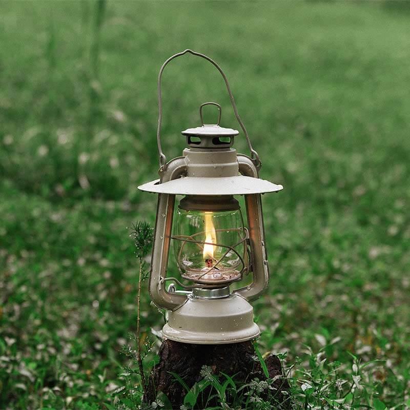 Lampe vintage au kérosène